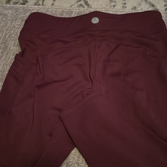 Amazing leggings never worn 🌸bundle with other items and save!! - Picture 6 of 6